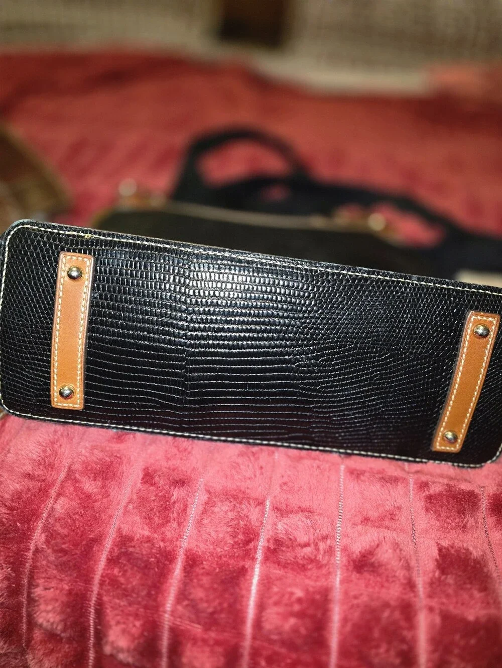 Dooney & Bourke Hobo - Picture 6 of 8